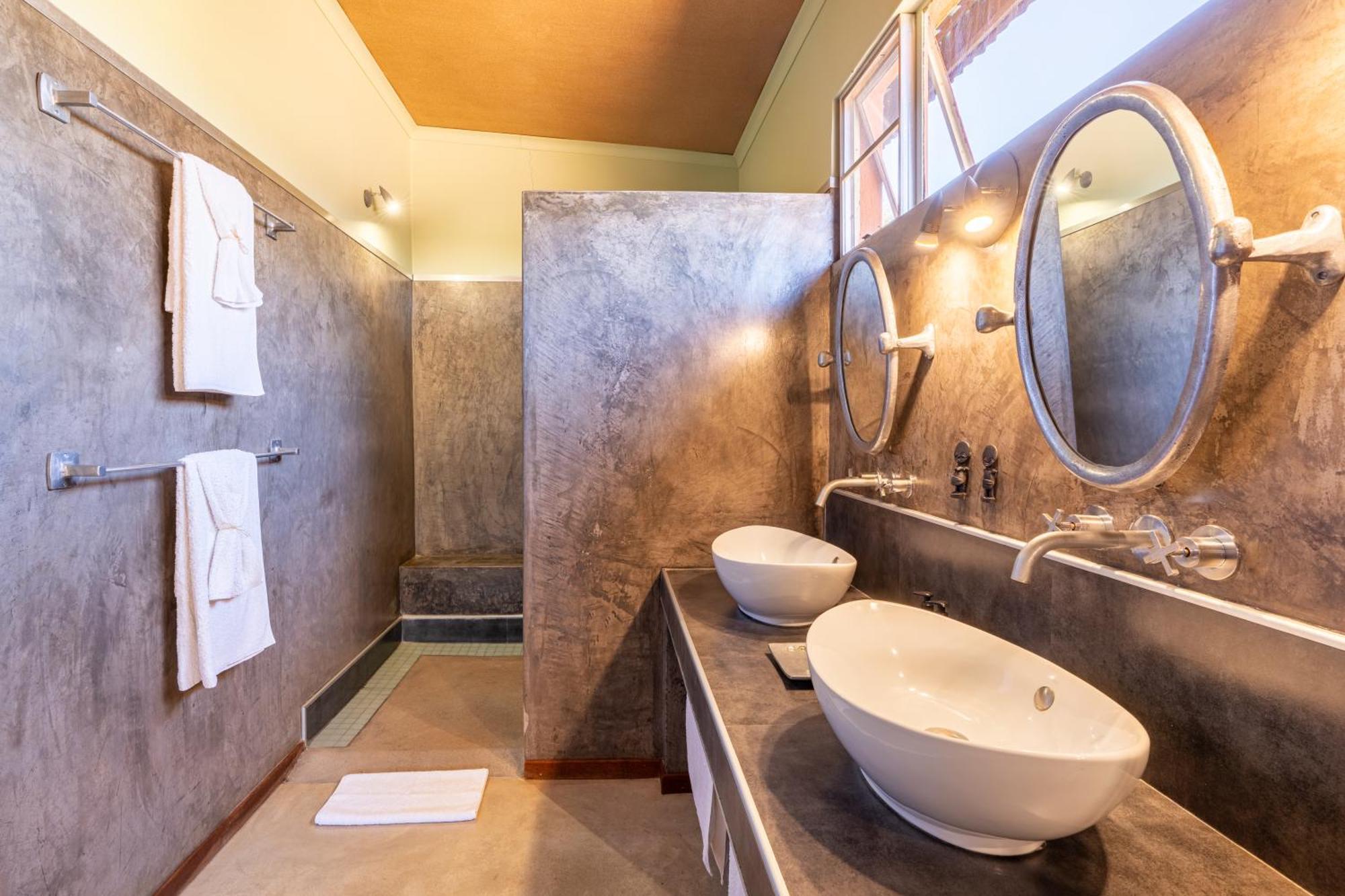 Okonjima Plains Camp Villa Otjiwarongo Kültér fotó