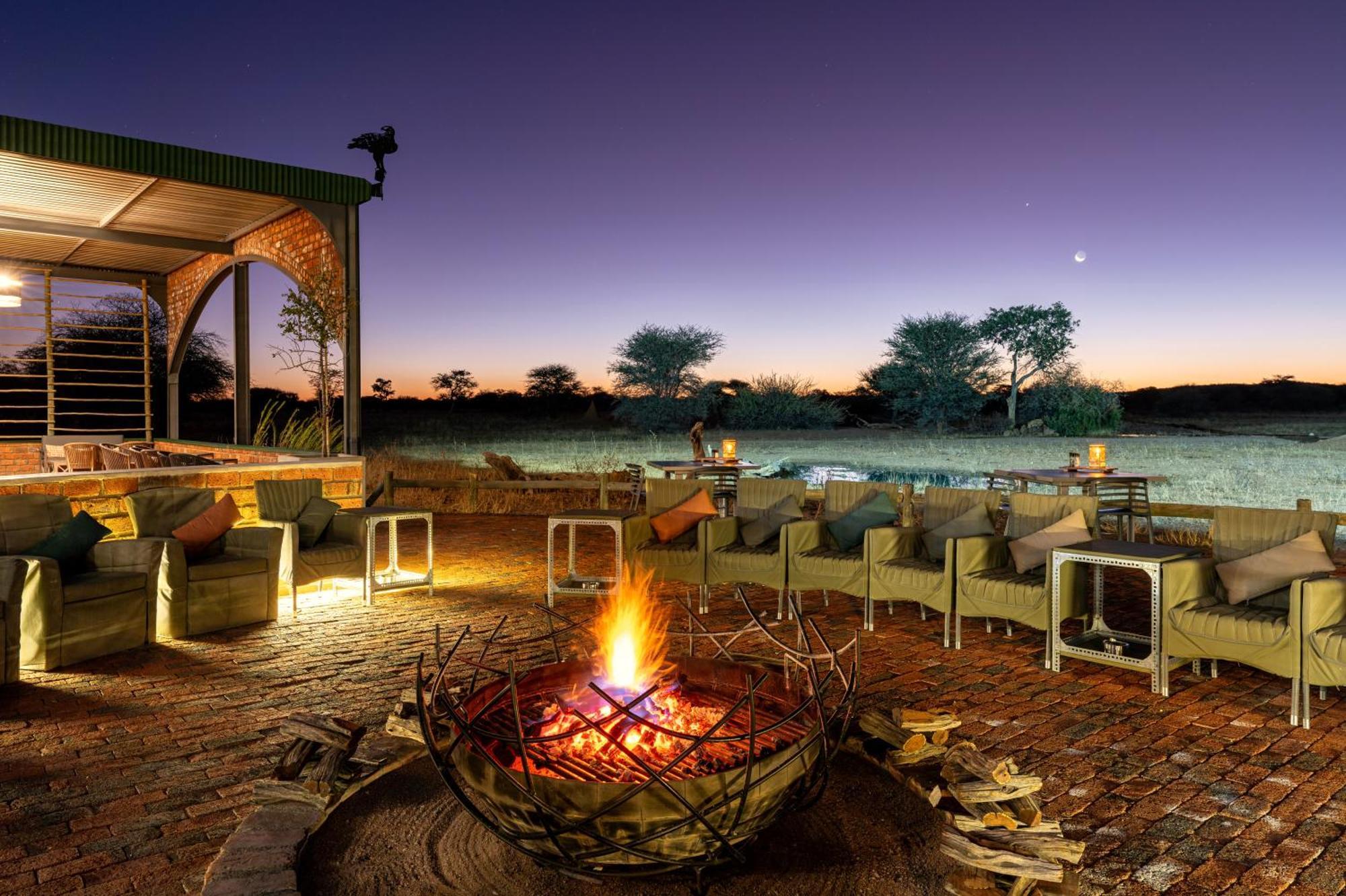 Okonjima Plains Camp Villa Otjiwarongo Kültér fotó