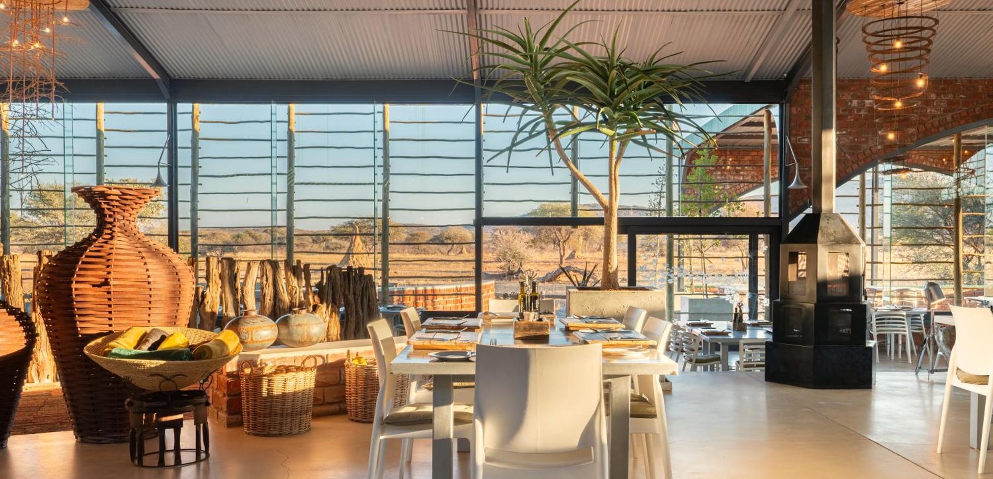 Okonjima Plains Camp Villa Otjiwarongo Kültér fotó